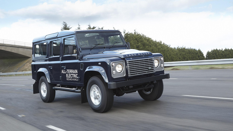 Illustration for article titled Land Rover Is Making Air-Cooled Electric Defenders Now